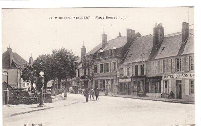 Vue ancienne de la place Boucaumont